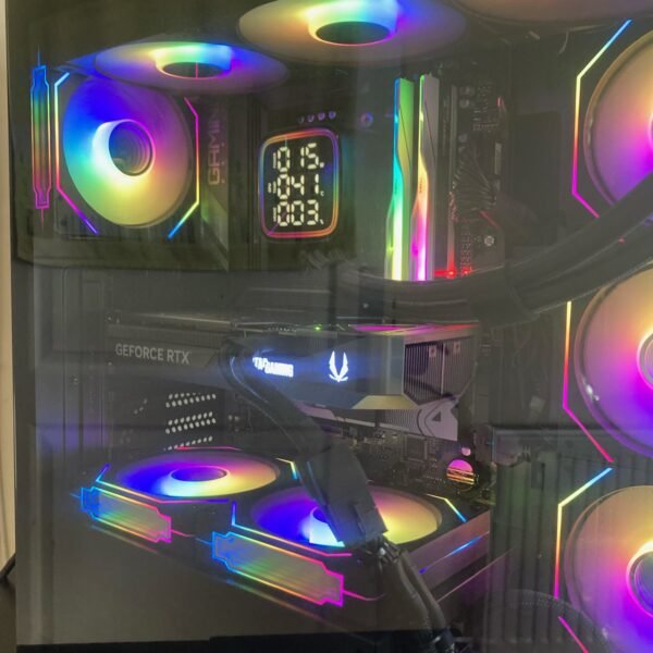 Gaming PC Ryzen 7 9800X3D, RTX 5070 12GB, 64GB DDR5