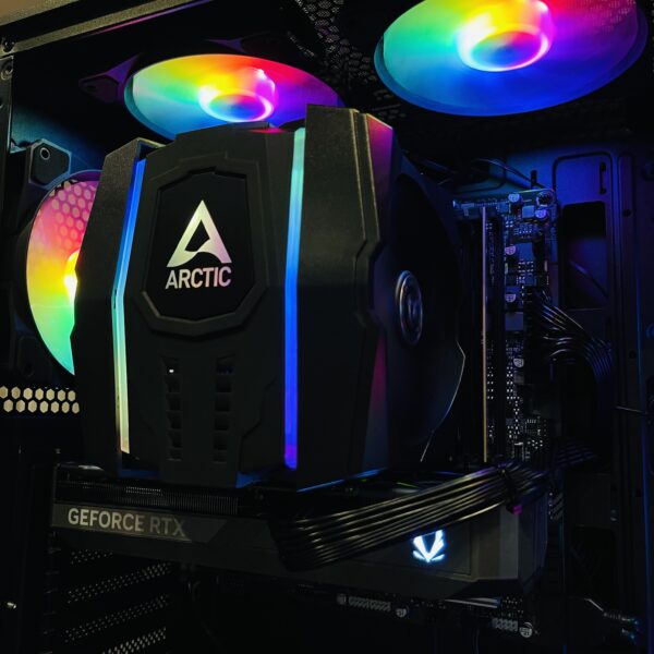 PC Gaming Ryzen 7 7800X3D, RTX 5070, 32GB DDR5