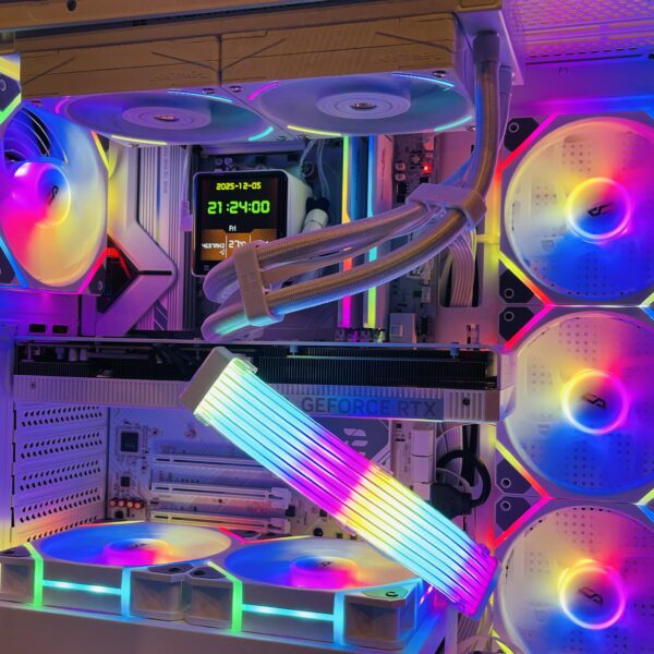 PC Gaming Ryzen 7 9800X3D, RTX 5070 Ti 16GB, 64GB DDR5