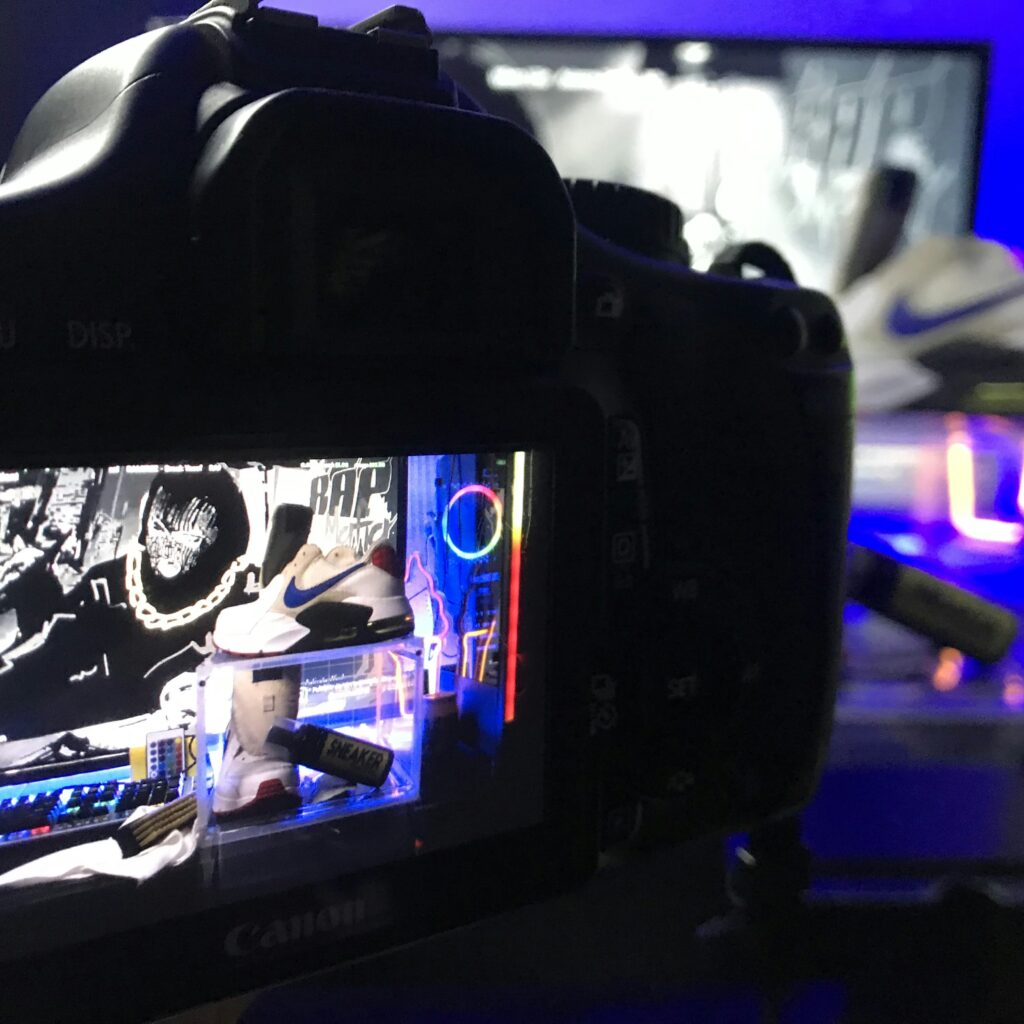 Unboxing Expectations