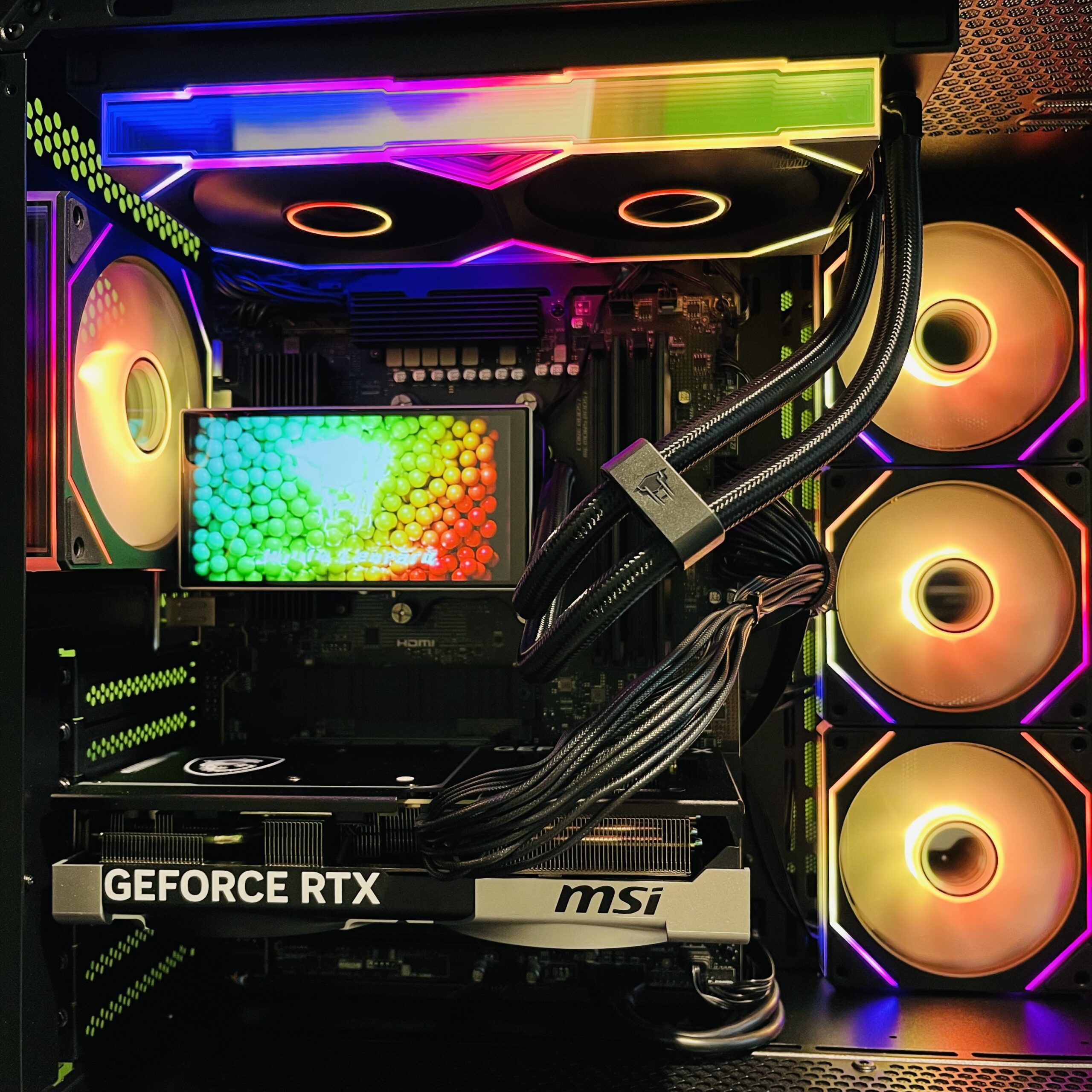 Gaming PC AMD Ryzen 5 9600X, RTX 5070 12GB, 32GB DDR5