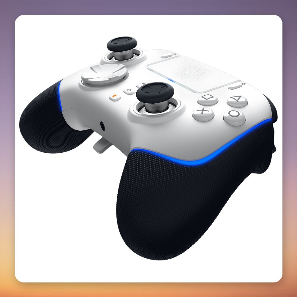 Razer Wolverine V2 Pro Wireless Gamepad for PS5 and PC, White/Black – image 3