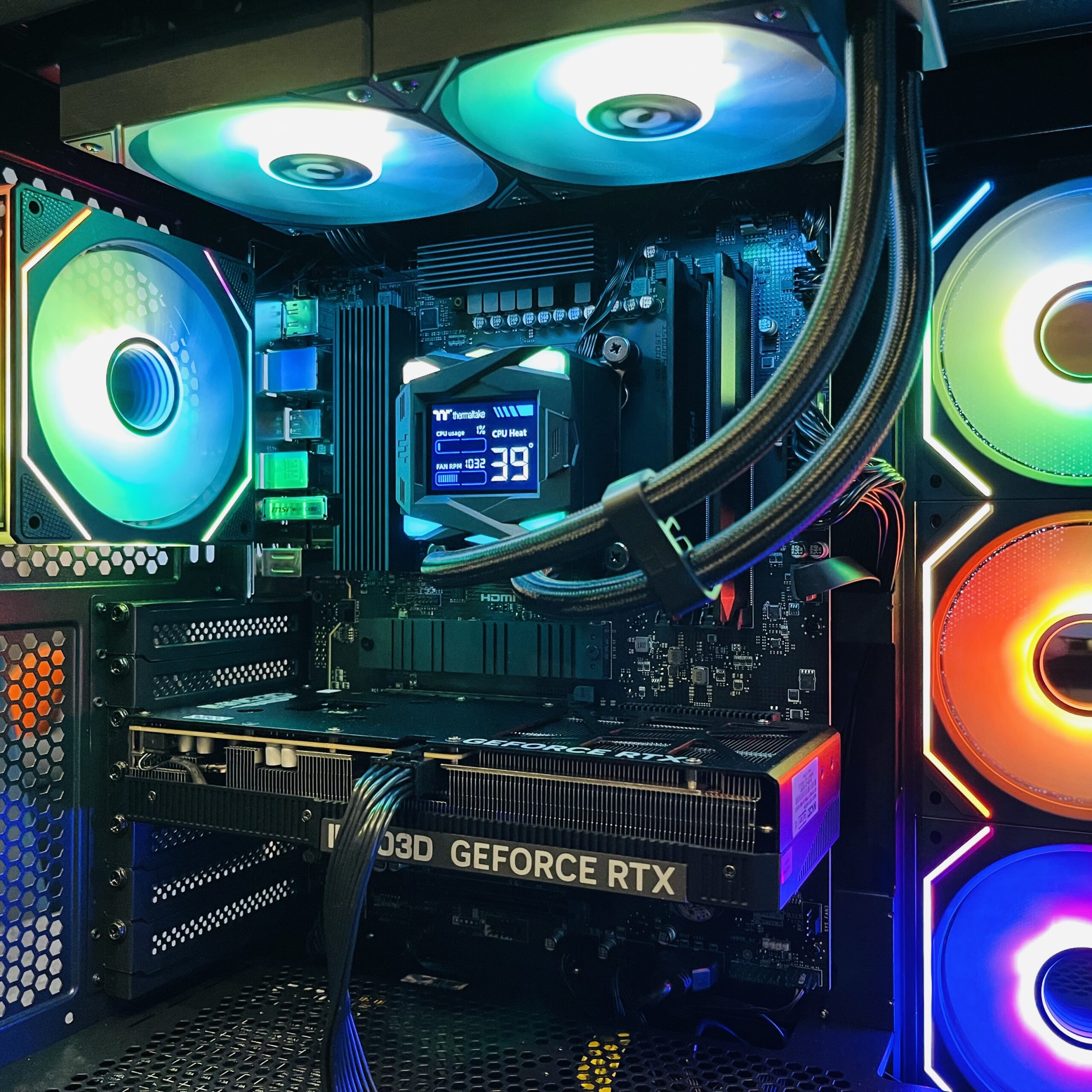 PC Gaming AMD Ryzen 7 7700, RTX 5060 Ti, 32GB DDR5 - Image 6
