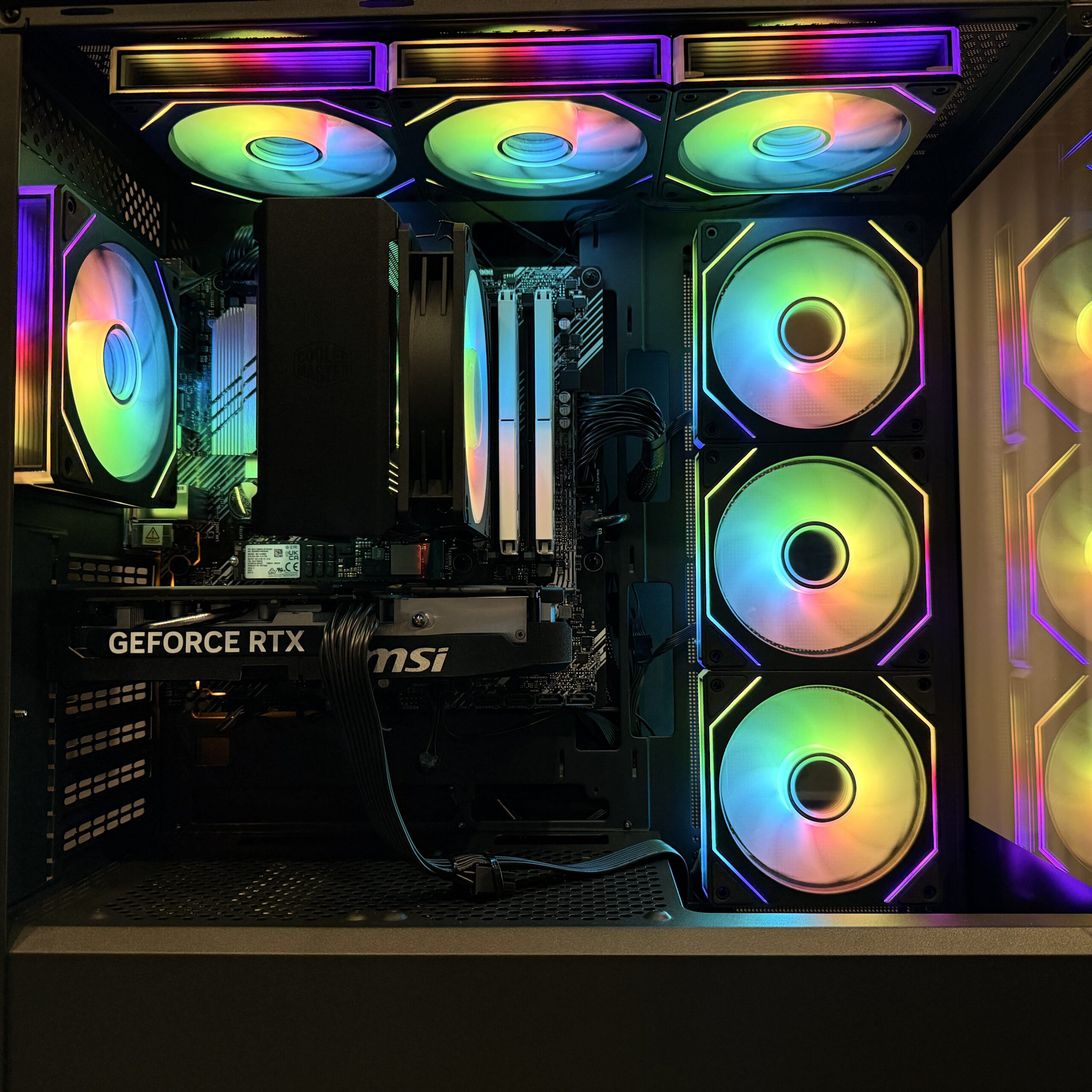 PC Gaming Ryzen 5 5600XT, RTX 5060 Ti 16GB, 32GB DDR4