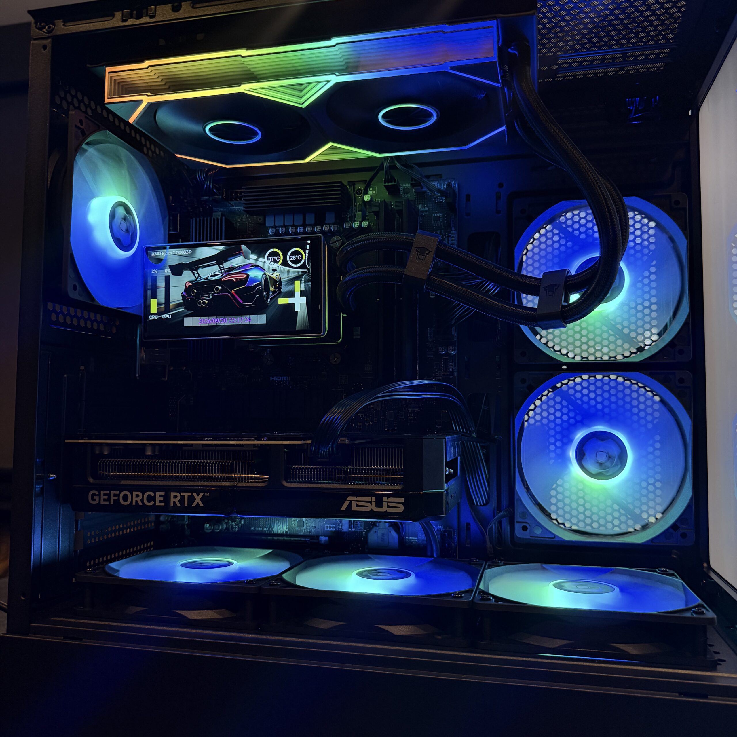 PC Gaming Ryzen 7 7800X3D, RTX 5070, 32GB DDR5