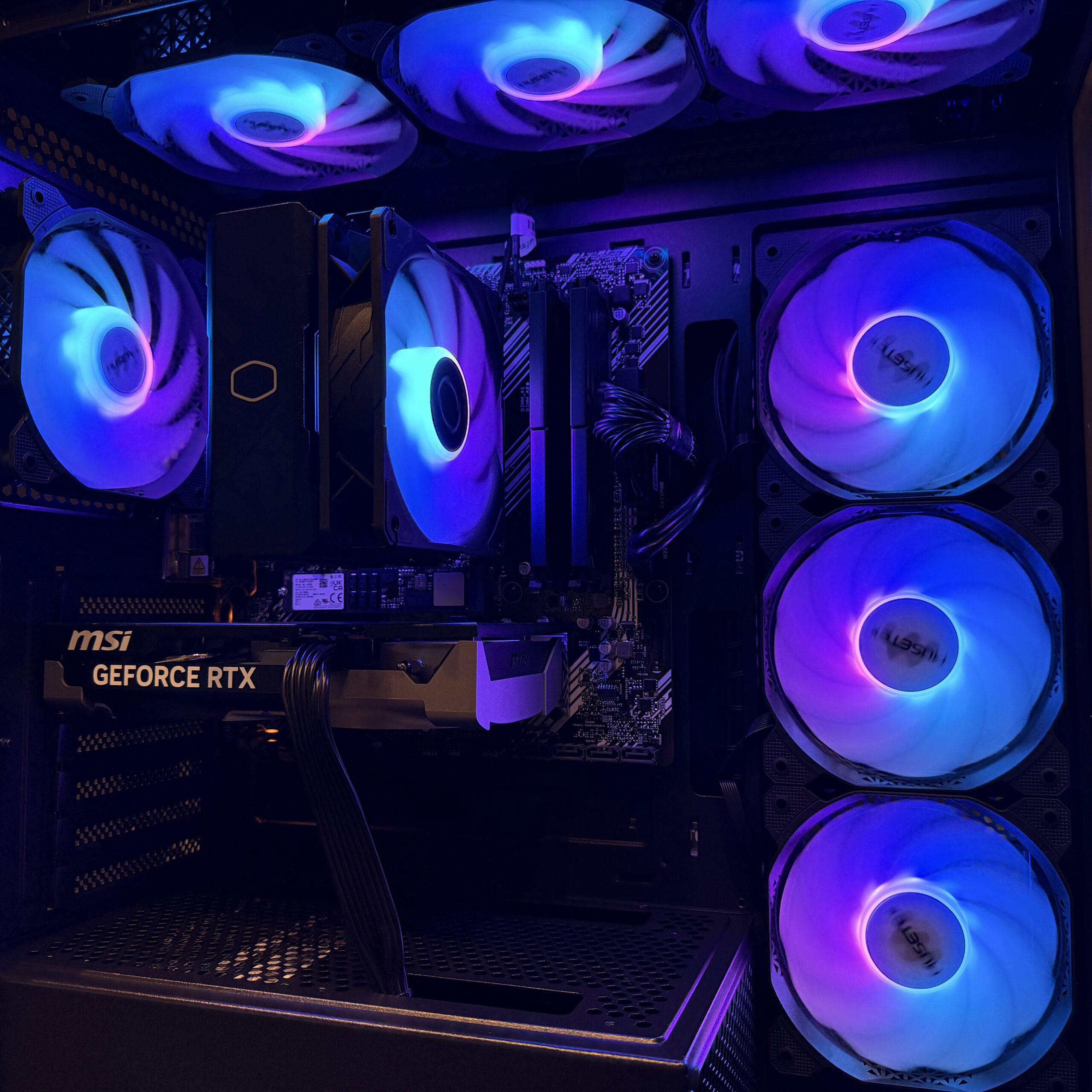 PC Ryzen 5 5600XT, RTX 5060 8GB, 32GB DDR4